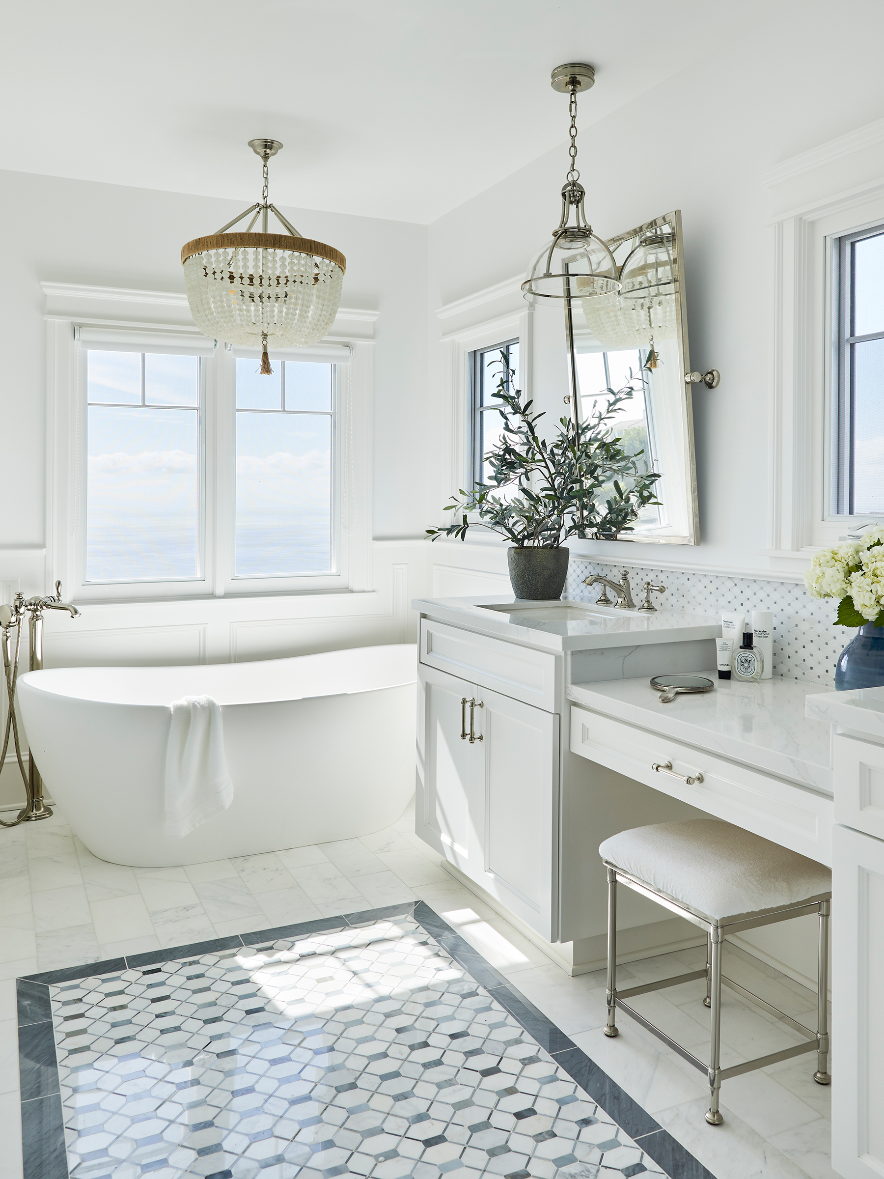 Bathroom by Christine Vroom Interiors