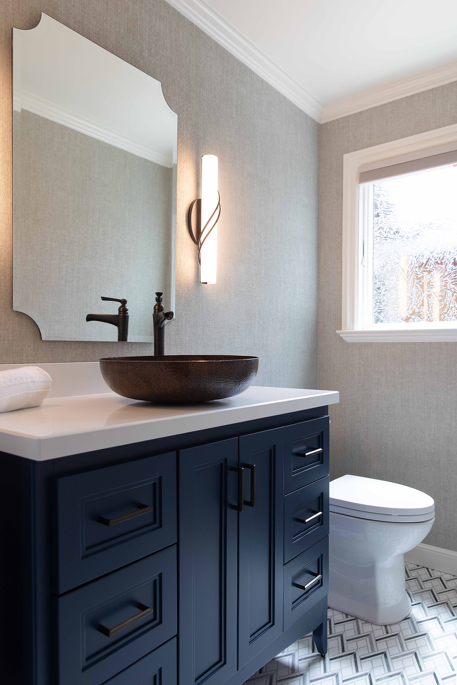 Bathroom Wallpaper Flynne Nathanson