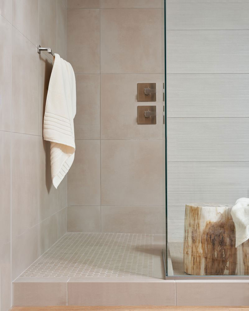 Bathroom Walls Design by Anita Lang