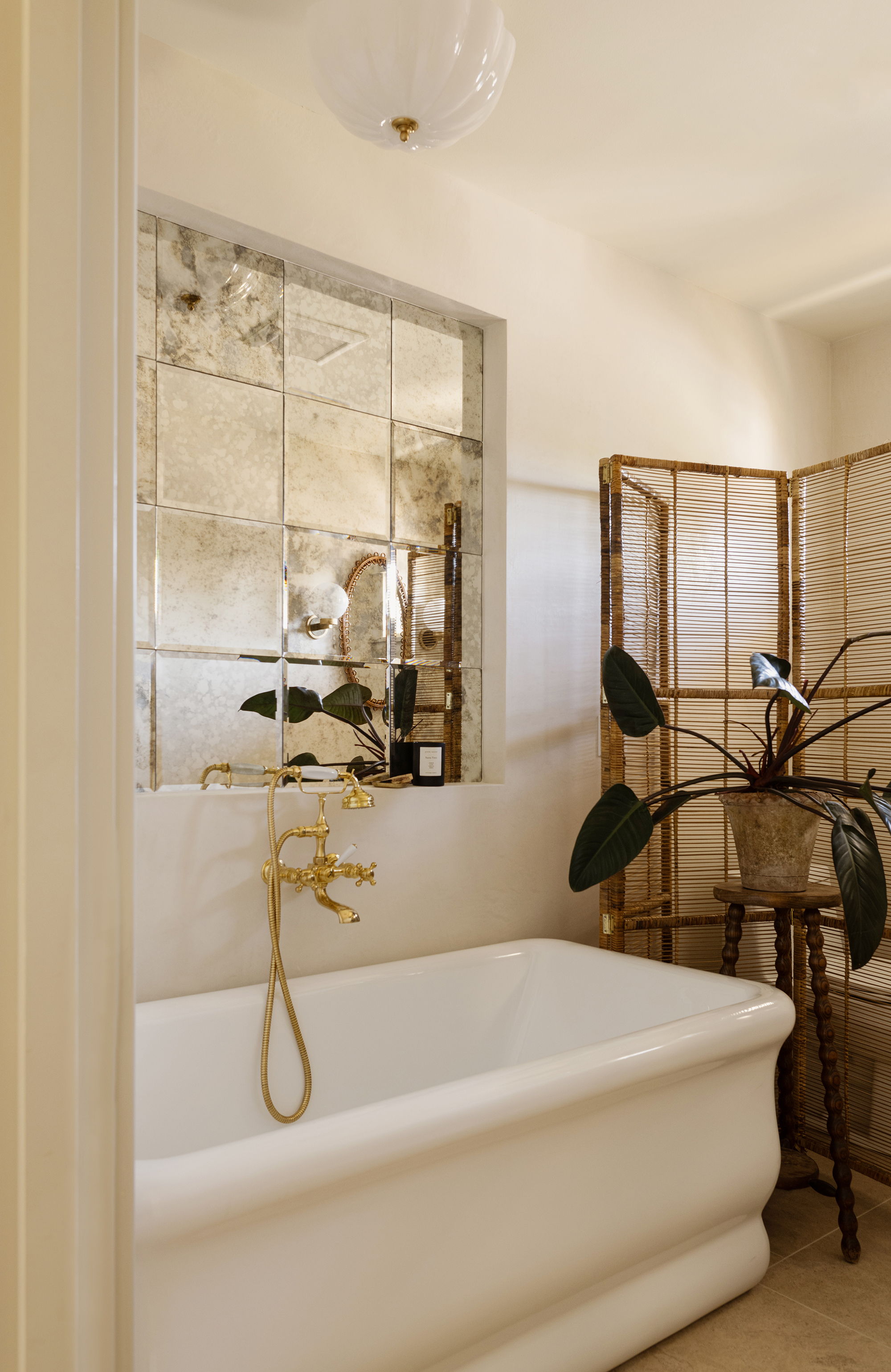 Bathtub in Kirkland Seattle House by Jessica Nelson