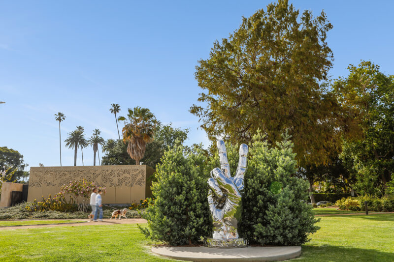 Beverly Hills Peace and Love Sign