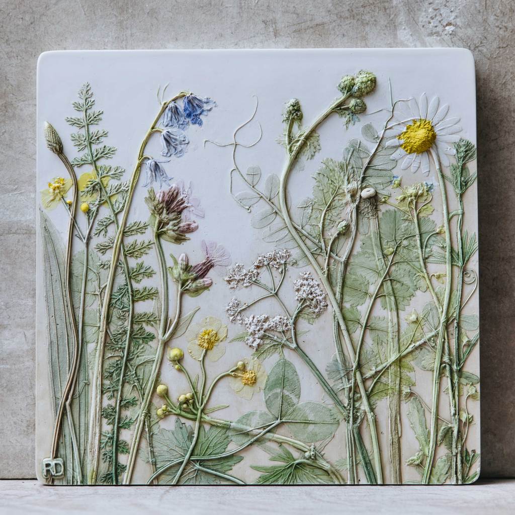 We Bet You've Never Thought of Preserving Flowers Like This Before