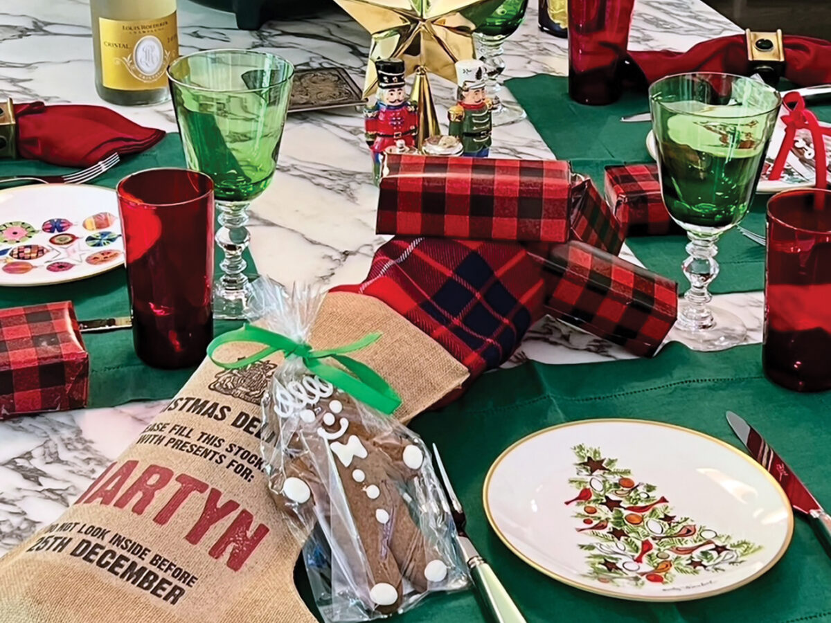 Bullard Holiday Table Personalized Table Setting