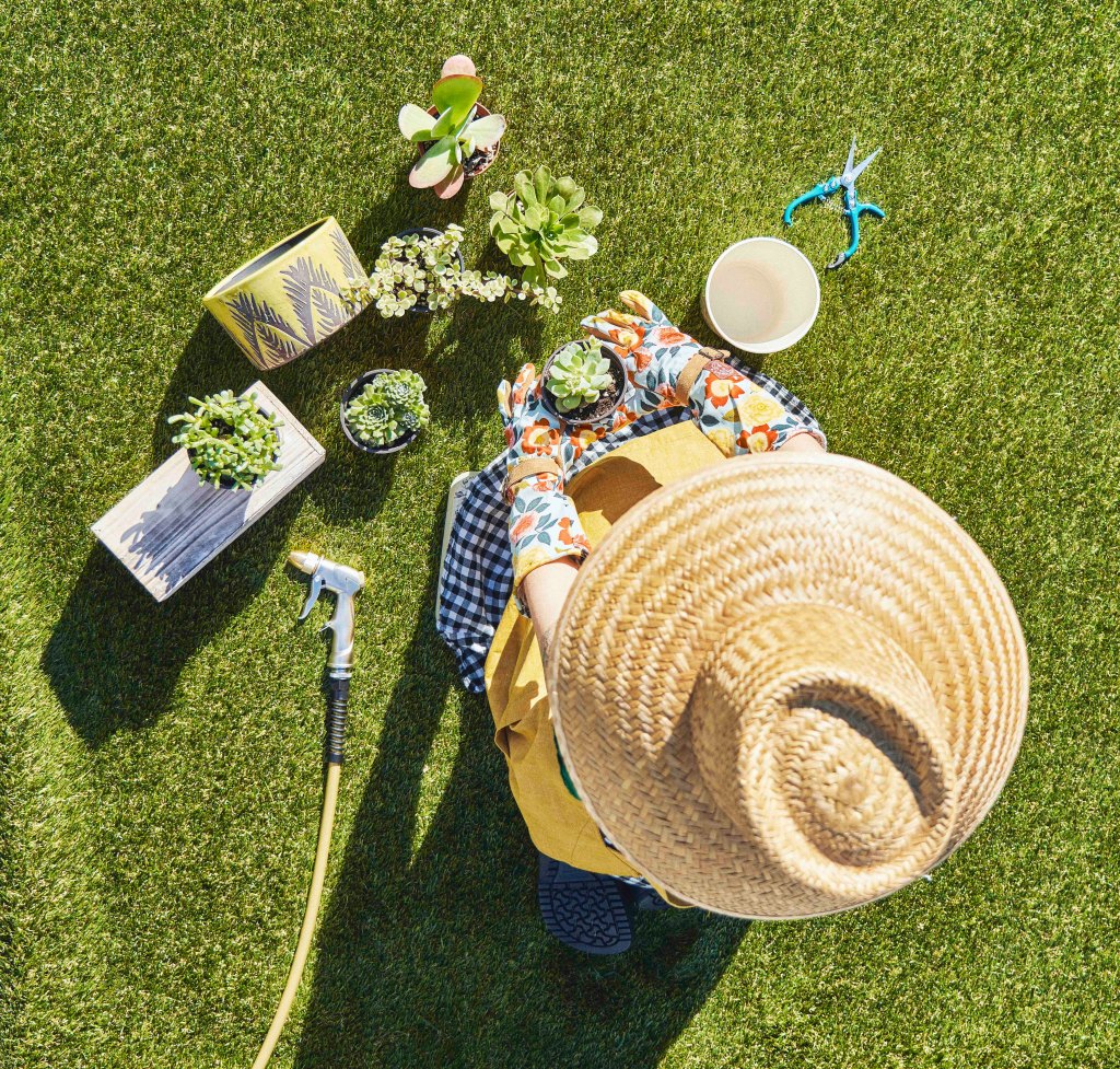 Our Favorite Gardening Tools to Keep You Weeding, Harvesting, and Planting In Style