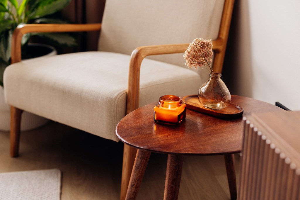 9 Fall Candles That Aren't Cheesy at All, According to Designers