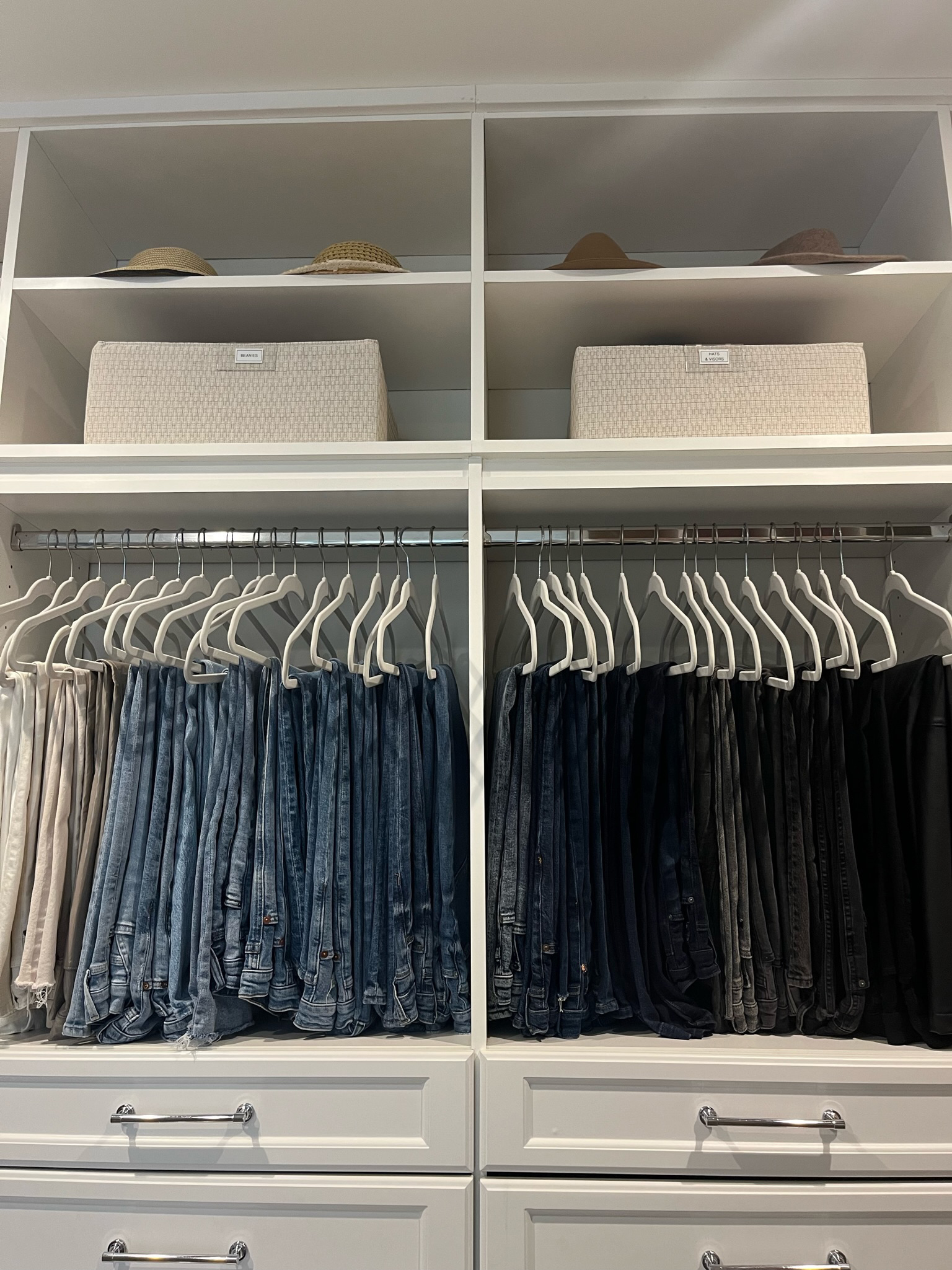 Closet Jeans Color Coded