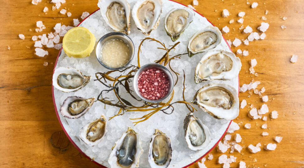 How to Prepare Oysters at Home Like a Michelin-Starred Chef