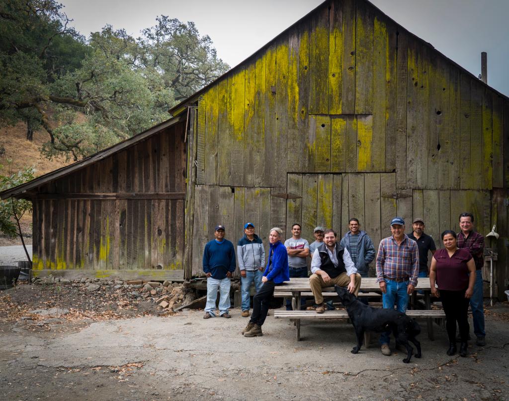 Crescere Wines Is a Familia Affair