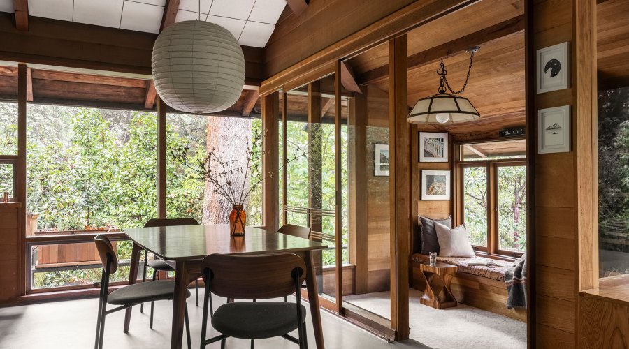 A 1950s Mid-Century Modern Home with Japanese Influences Stays True to Its Roots