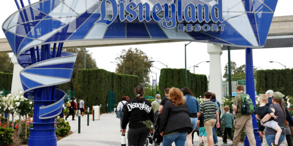 6 Ways You Can Score Discounts on Your Next Disneyland Trip