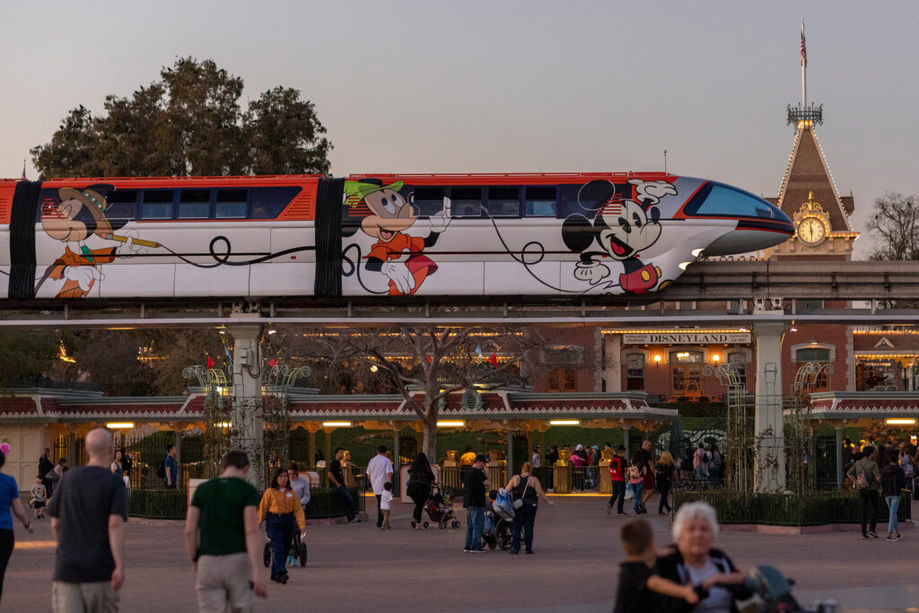 Disneyland Monorail