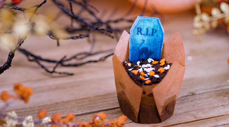 graveyard-cupcake
