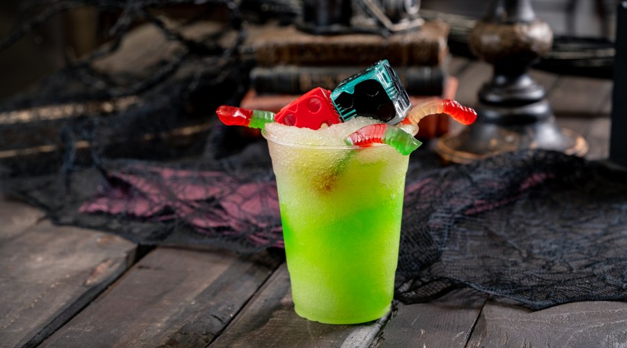 oogie-boogie-inspired-drink-with-new-dice-glow-cubes