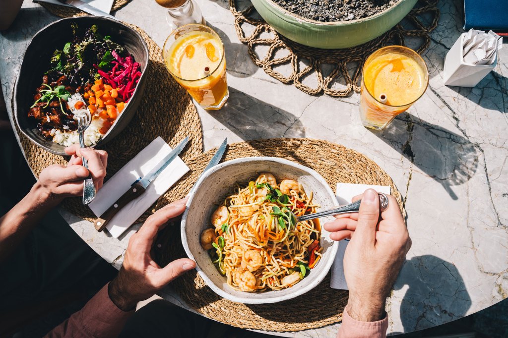 Here's the Real Truth About How Restaurants Set Wait Times