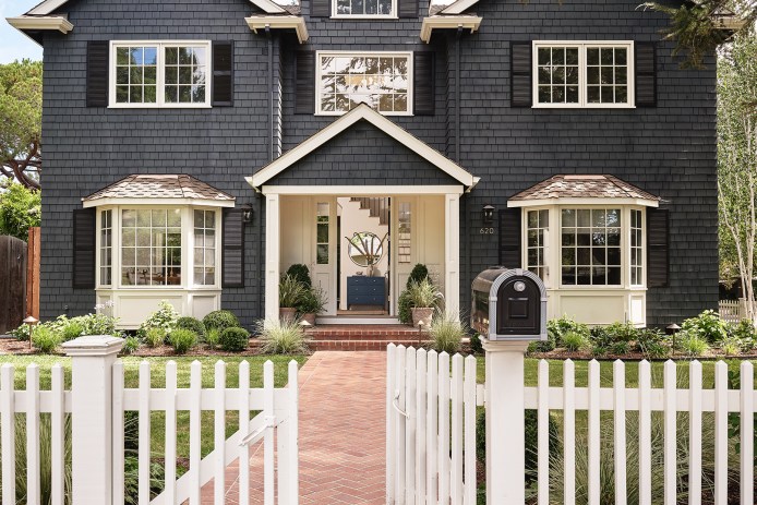 Exterior Cape Cod House by MEM Interiors