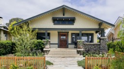 Exterior in Los Feliz Craftsman by Ome Dezin