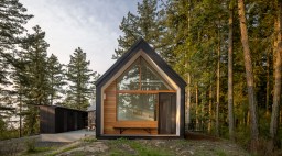 Exterior Orcas Island Retreat by Heliotrope Architects