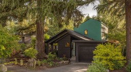 Exterior Seattle House by Best Practice Architecture