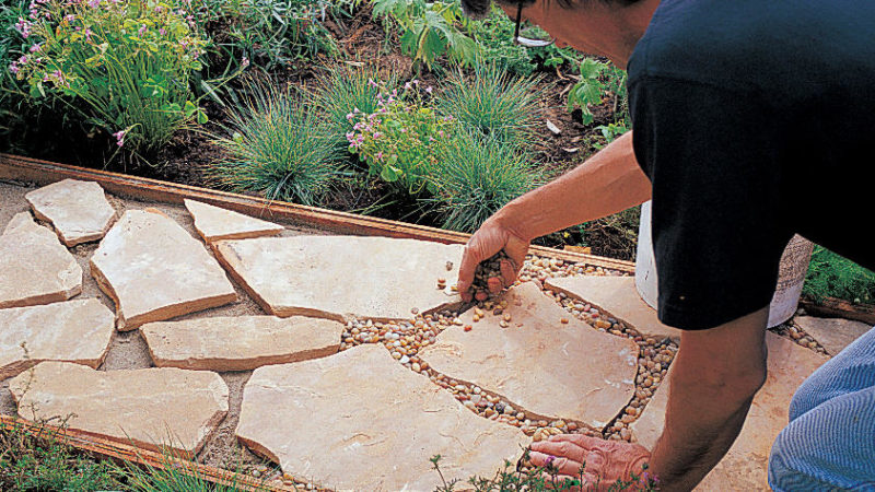 How to Install a Flagstone Path - Sunset Magazine