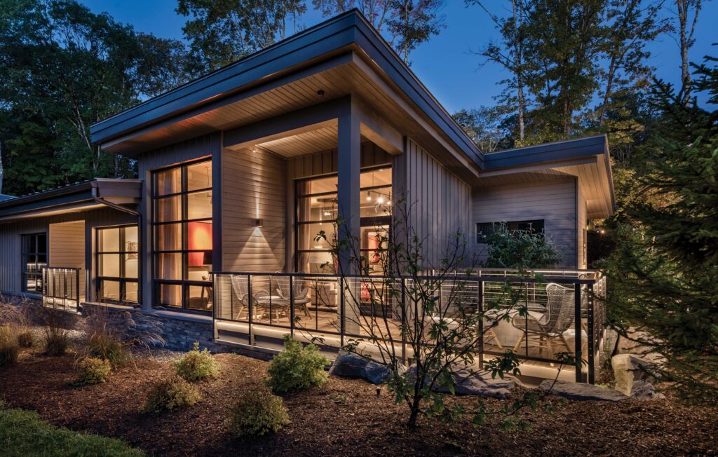 Outdoor Feeney Railing