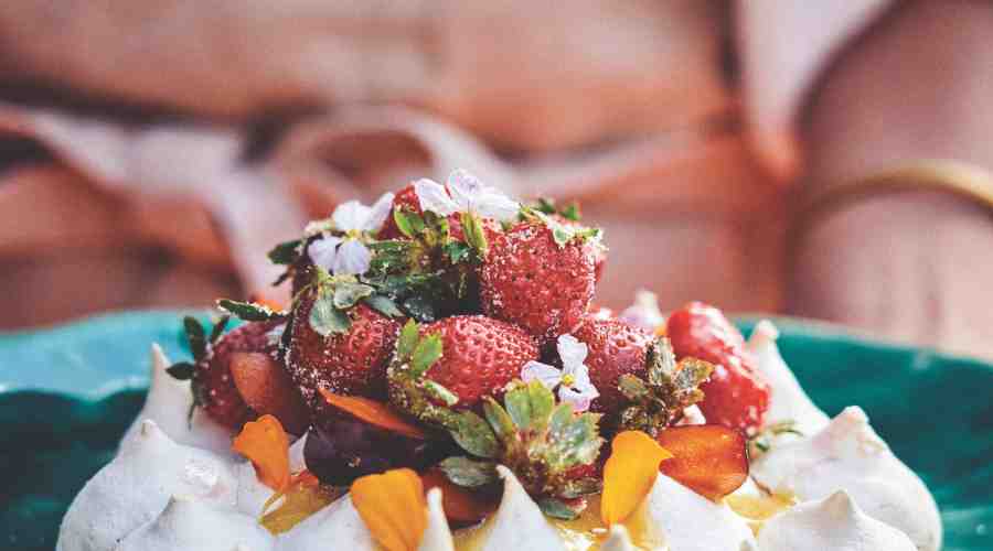 Fresh Fruit Meringue