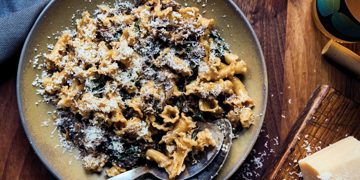 Campanelle with Mushrooms and Roasted Garlic