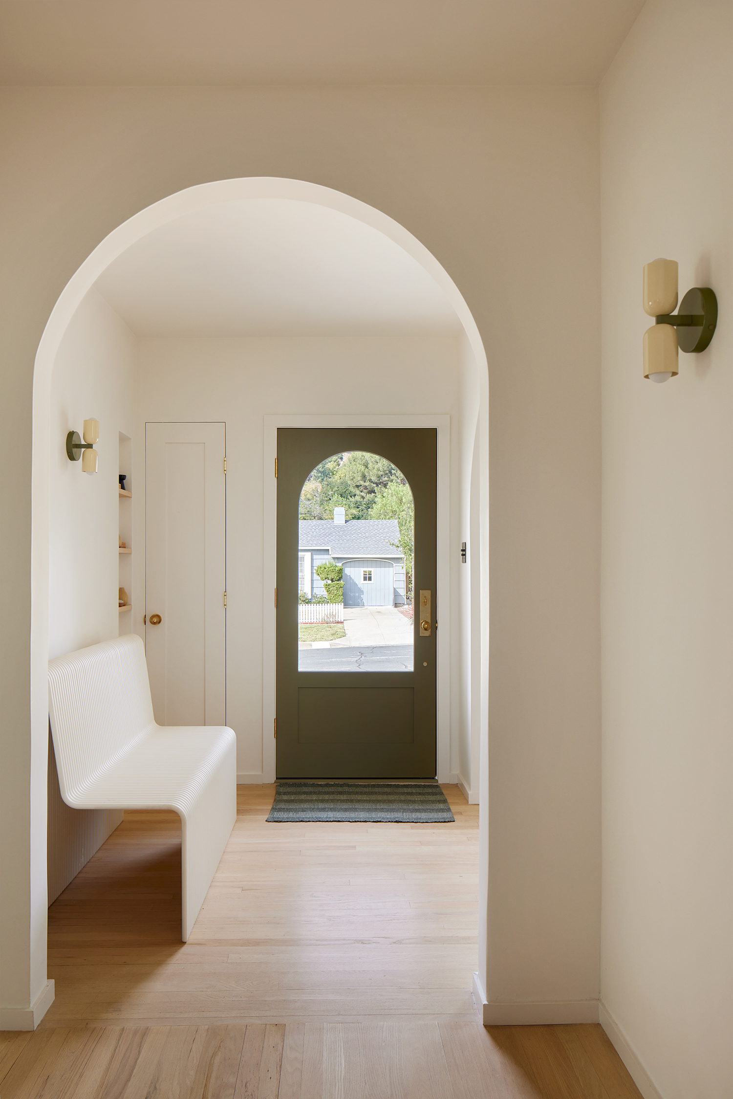 Foyer in Los Angeles Cottage by LAUN