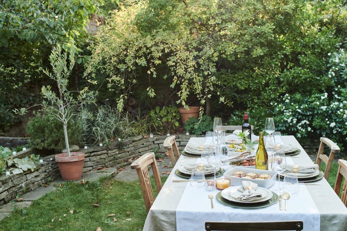 Garden Outdoor Dining Table