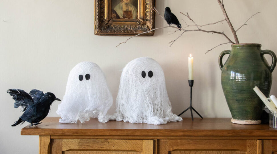 Can Halloween Decor Ever Be Chic? An Interior Designer Shares How to Do It Right