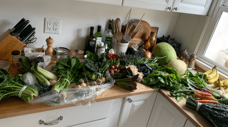 9 Reasons Why You Should Sign up for a Farm Box During Quarantine