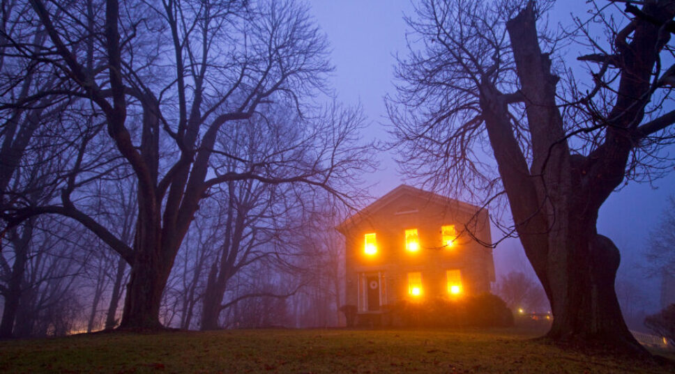 Convinced Your House Is Haunted? We Asked Actual Ghosthunters What to Do