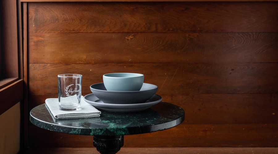 Dining with Alice Waters, Chilling in a Hot Bath, and Other Things We’re Excited About This Week