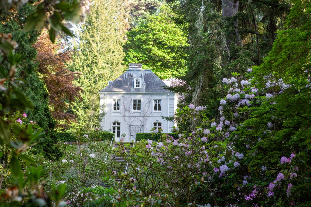 Secret Garden Gems of the West to Visit This Spring