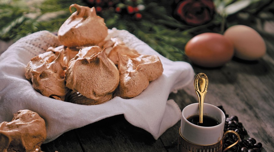 Espresso Meringue Cookies