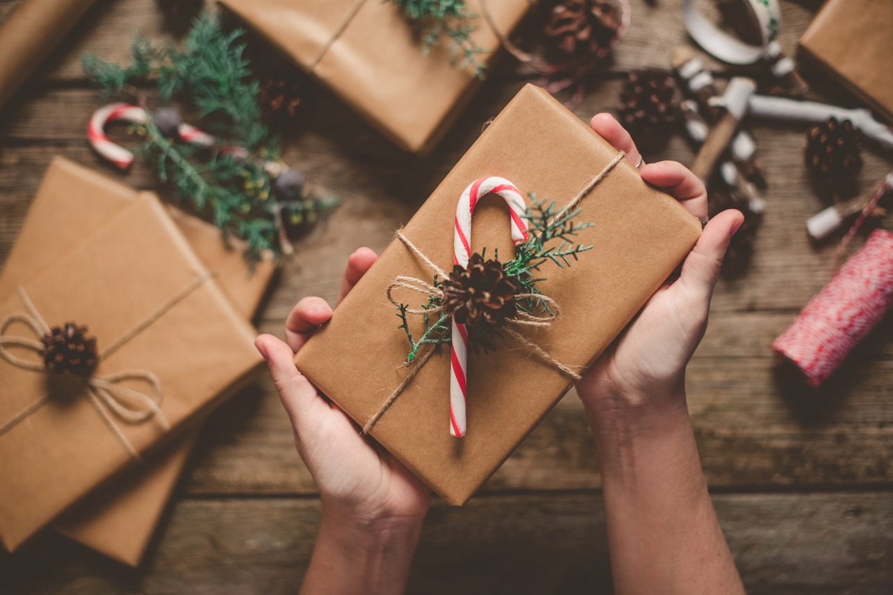20 Hostess Gifts to Bring to Your Next Holiday Party