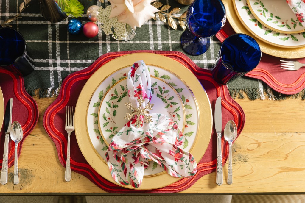 The Dos and Don'ts of Holiday Decorating Designers Want You to Know