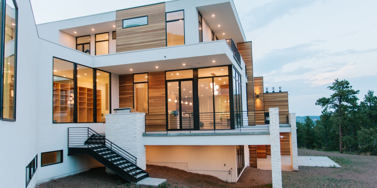 Redwood Home Exterior