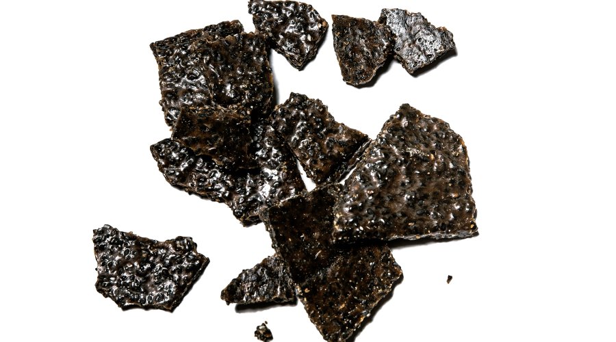 black-sesame-brittle