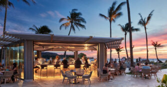 Ritz Carlton Turtle Bay Sunset Pool Bar