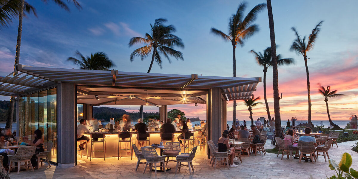 Ritz Carlton Turtle Bay Sunset Pool Bar