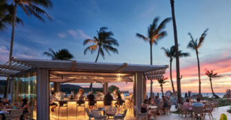 Ritz Carlton Turtle Bay Sunset Pool Bar