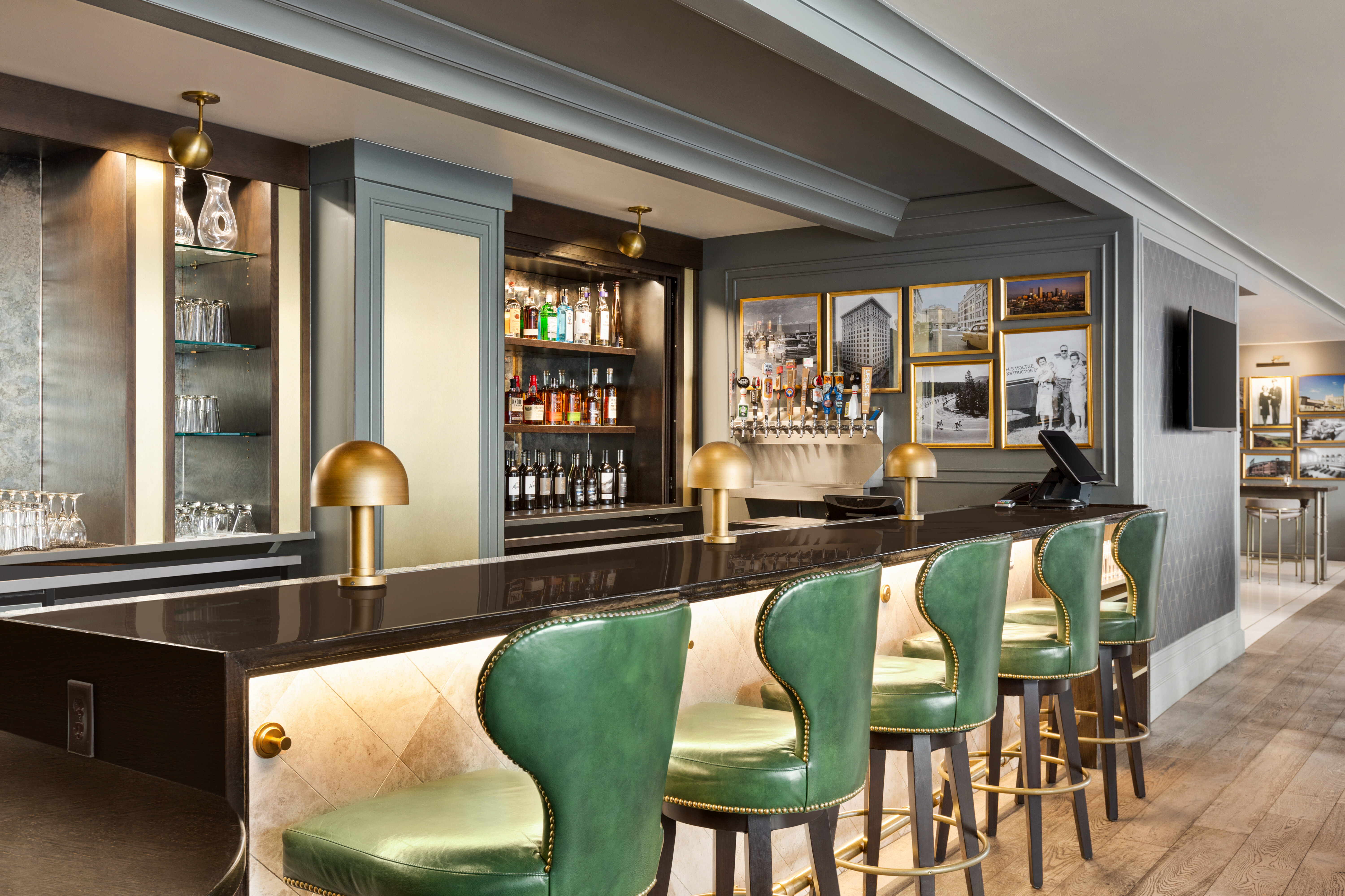 harrys-at-magnolia-denver-bar