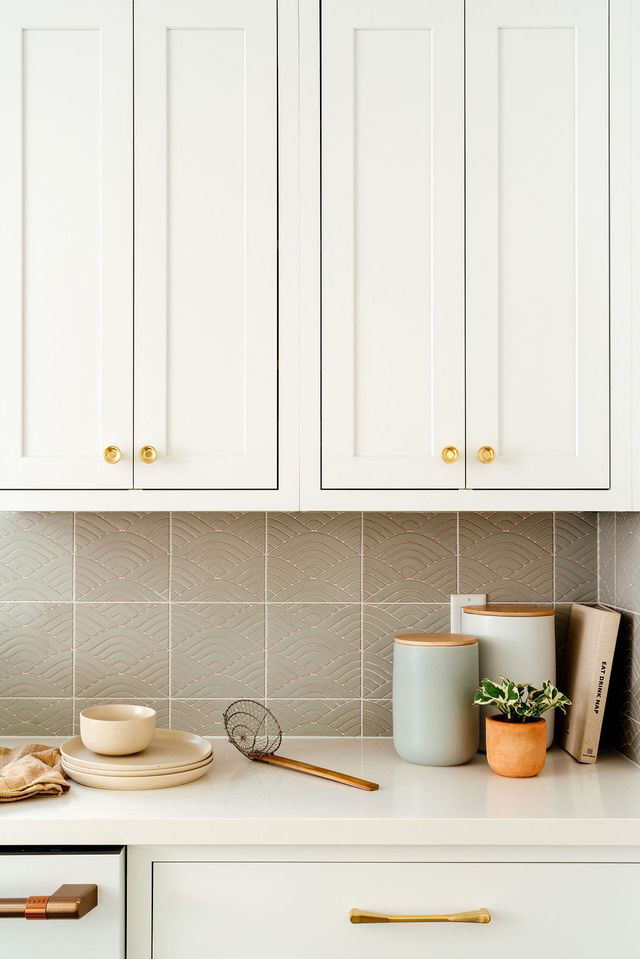 Kitchen Counter Anita Yokota