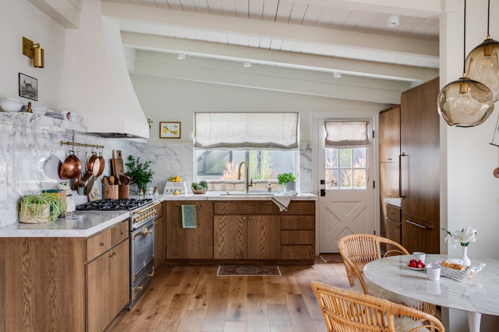 After a Divorce, a Designer Needed a Fresh Start—Tour Her 840-Square-Foot Sanctuary