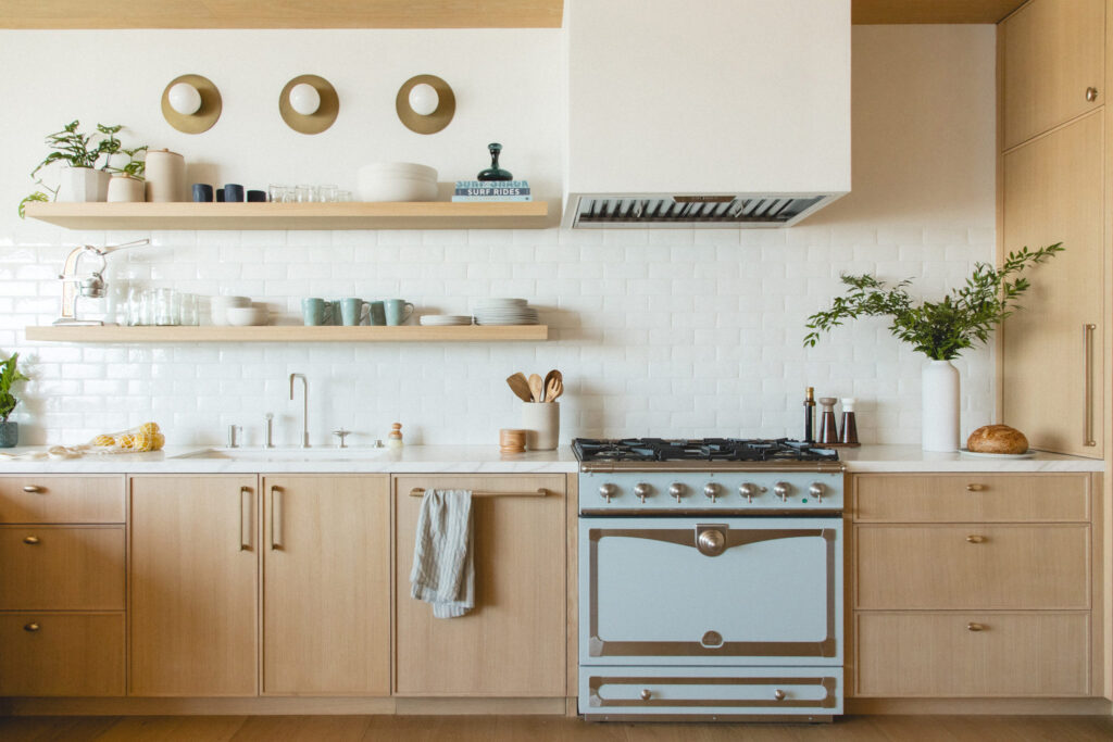 Kitchen Del Mar Beach House by Raili Clasen