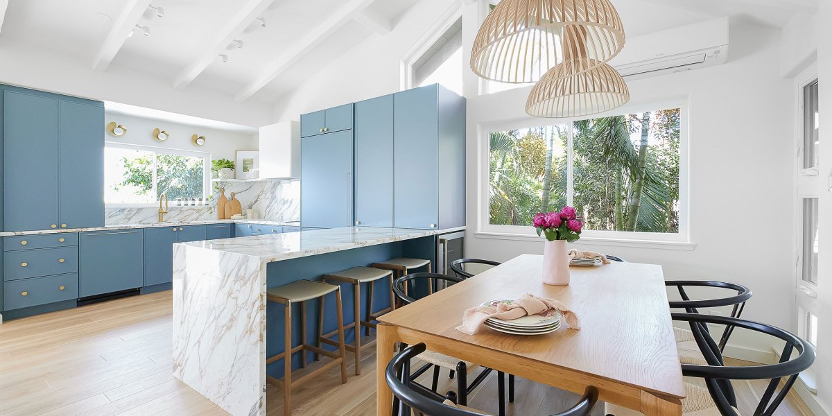 Kitchen and Dining in Hygge Hawaii House by Shaolin Low