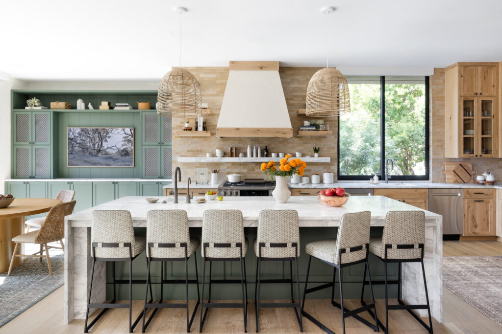 Kitchen in Indian Wells House by AM Interiors