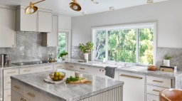 Kitchen in Santa Clara by Rosanna Bassford