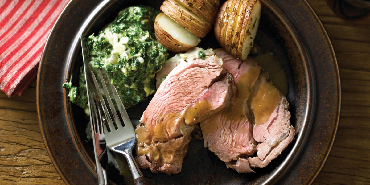 Lamb Shoulder Roast with Roasted Garlic Sauce (1209)