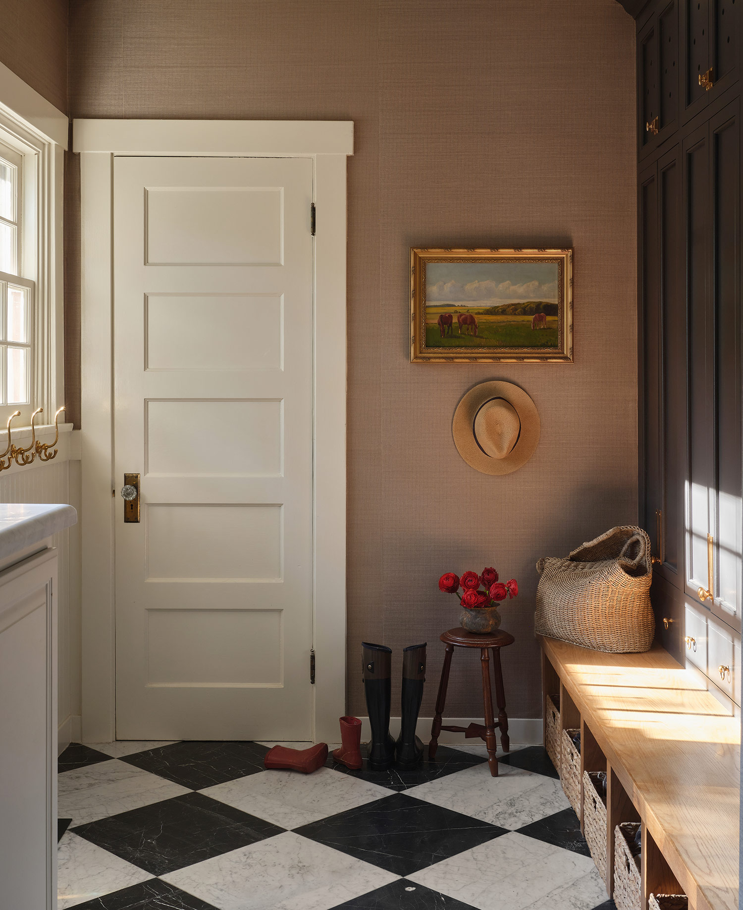 Laundry Room in Altadena House by Alex Azat